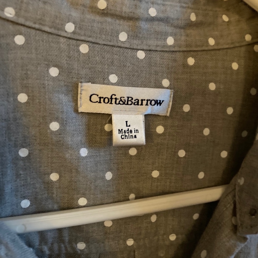 Croft & Barrow polka dot blouse - Picture 2 of 3